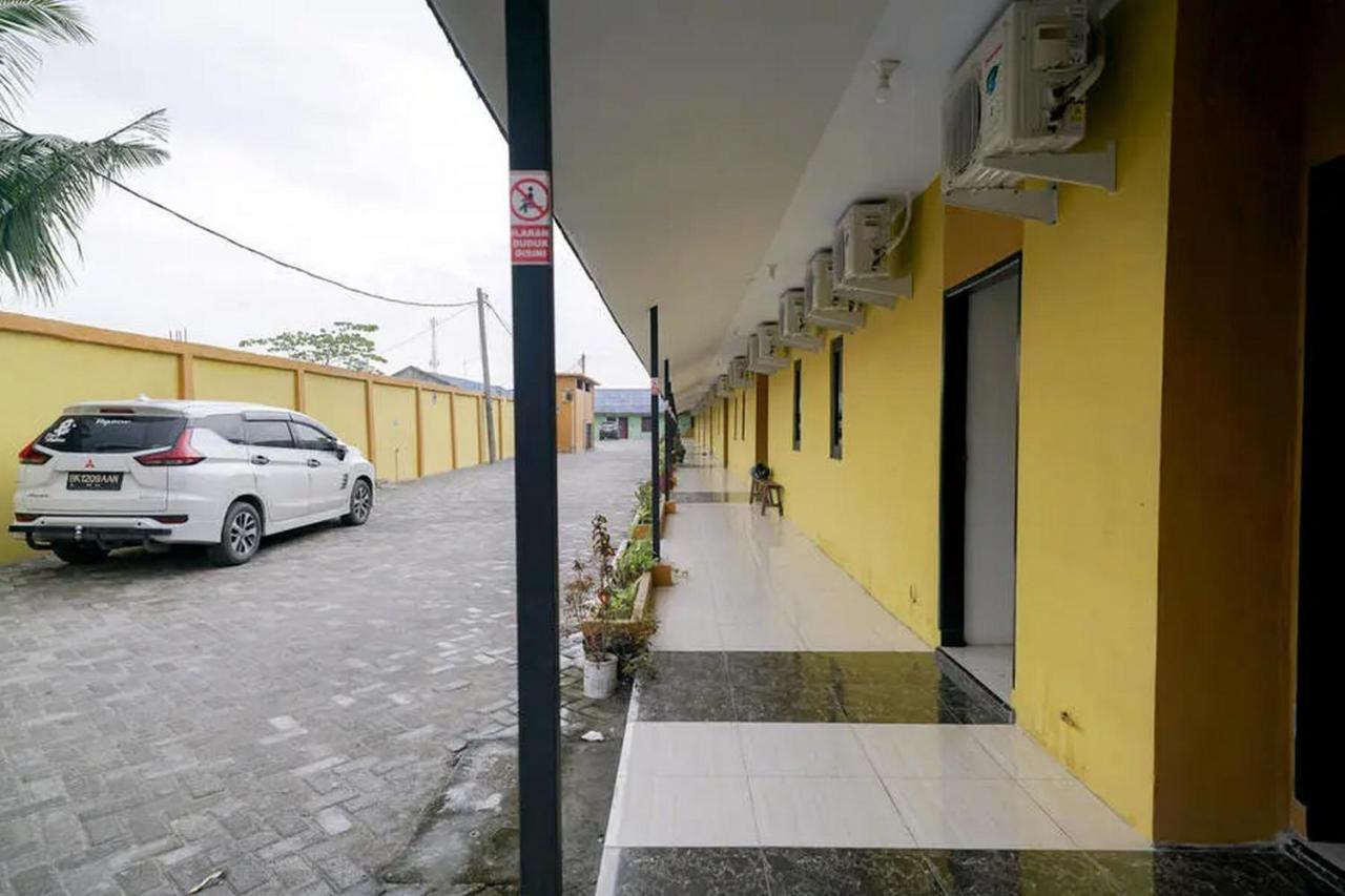 Reddoorz Near Ekowisata Mangrove Belawan Hotell Eksteriør bilde