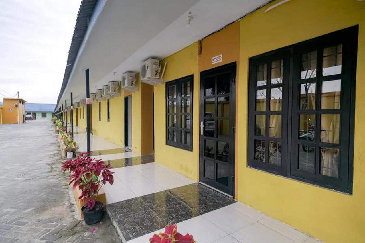 Reddoorz Near Ekowisata Mangrove Belawan Hotell Eksteriør bilde